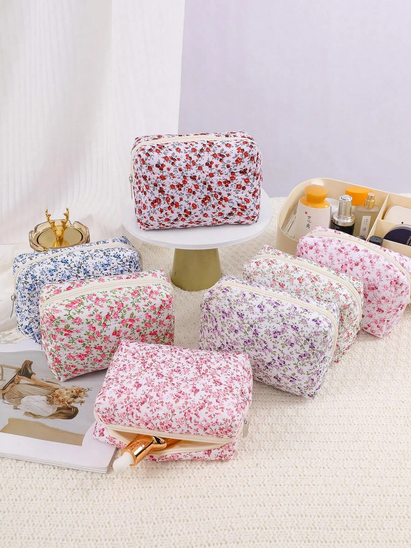 1Pc Floral Makeup Bag, Large Capacity Square Portable Handheld Makeup Bag, Foldable Travel Cosmetic Bag, Popular Floral Makeup Bag, Cosmetic Tool Organizer Gift For Women & Girl