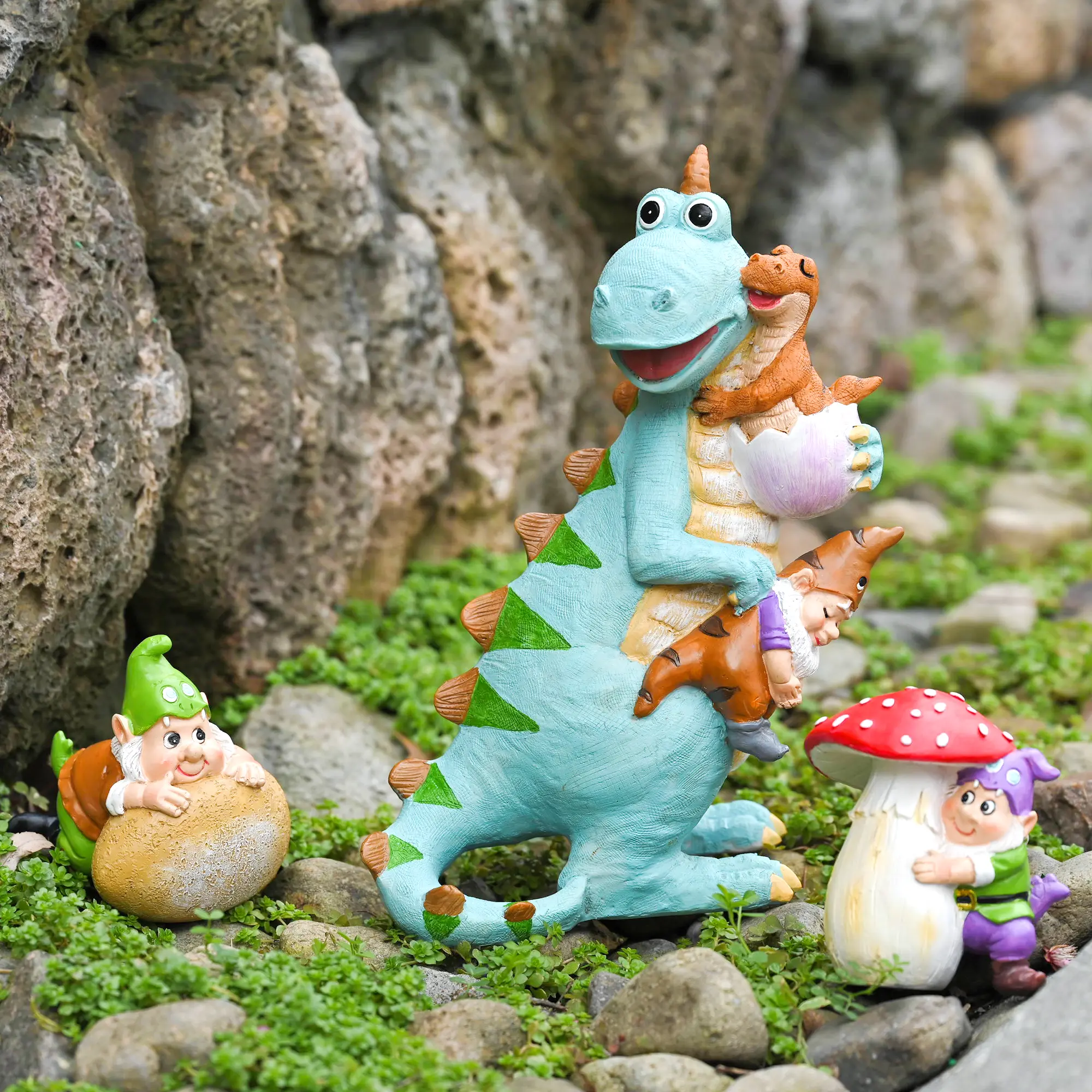 【Springtok】GIGALUMI Dinosaur Garden Gnomes Statue Outdoor Garden Decor, Dinosaur Gnomes Garden Statues Gnome Gifts for Mom Balcony, Porch, Yard Decor Gardening Birthday Gifts for Women