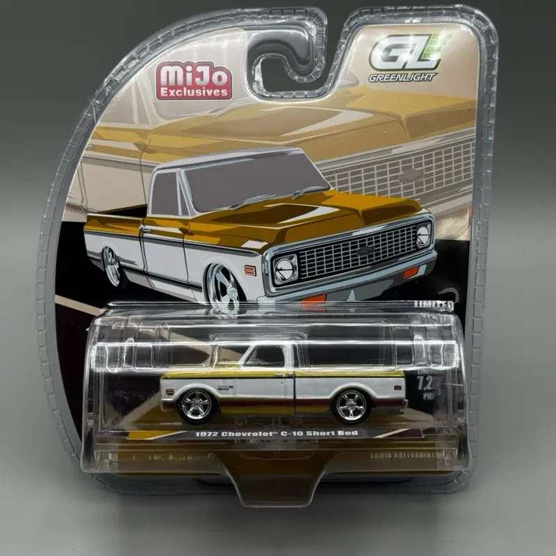 Greenlight 1:64 1972 Chevrolet c-10 short bed
