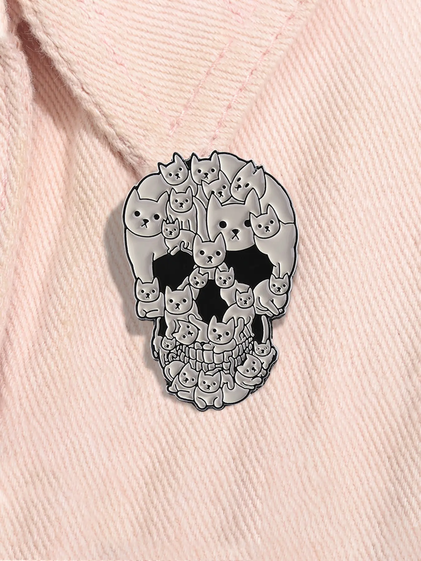 Skull Full Of Cat Enamel Pin Halloween Metal Brooch Lapel Backpack Badge Fashion Jewelry Accessories Gift for Friends