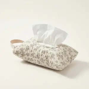 Hanging Floral Wet Wipes Dispenser Portable Baby Stroller Tissue & Diaper Bag Travel Friendly Easy Grab Convenient Mommy On-the-Go Organizer