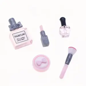 Rensans 5pcs/set Miniature Dollhouse Makeup Set, Dollhouse Cosmetics, 1/12 Scale Accessories, Perfect for Halloween, Christmas Gifts, DIY Craft Projects