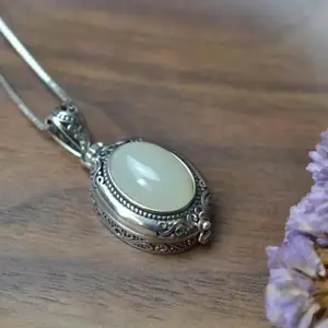 Fashionable Openable Exquisite White Jade Gawu Box Necklace Copper Mirror Box Sachet Pendant Women's Casual Jewelry Girls Gift Green Imperial Jade