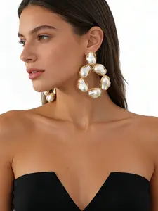 Women's Vintage Baroque Style Statement Earrings, Irregular Pearl Drop Design, Fashionable Elegant Jewelry Accessory
