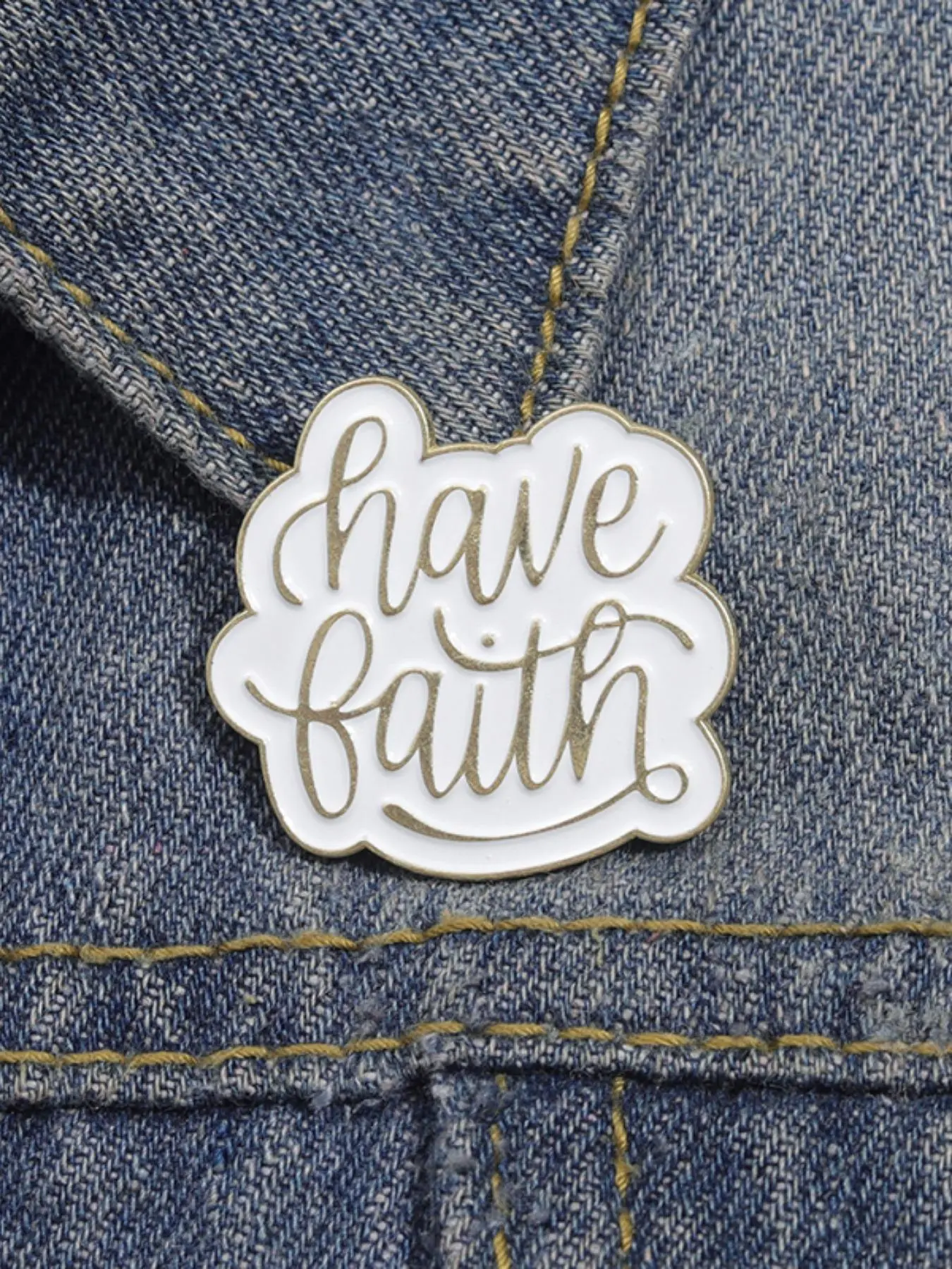 Creative Letter Pattern Brooch, Have Faith Brooch, Fashion Clothes Accessories for Women & Men, Trendy All-match & Exquisite Brooch for Birthday Gift, Fashion Accessory, Alloy Brooch Pin Clip