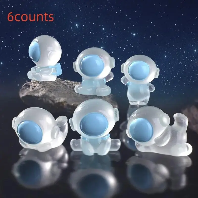 6pcs Glow-In-The-Dark Astronaut Home Desktop Decor, Creative Resin Craft Figurines Ornaments, Space Themed Tabletop Accessories, Interior Decoration Accessories, Decoration Items, Resin Ornament Set