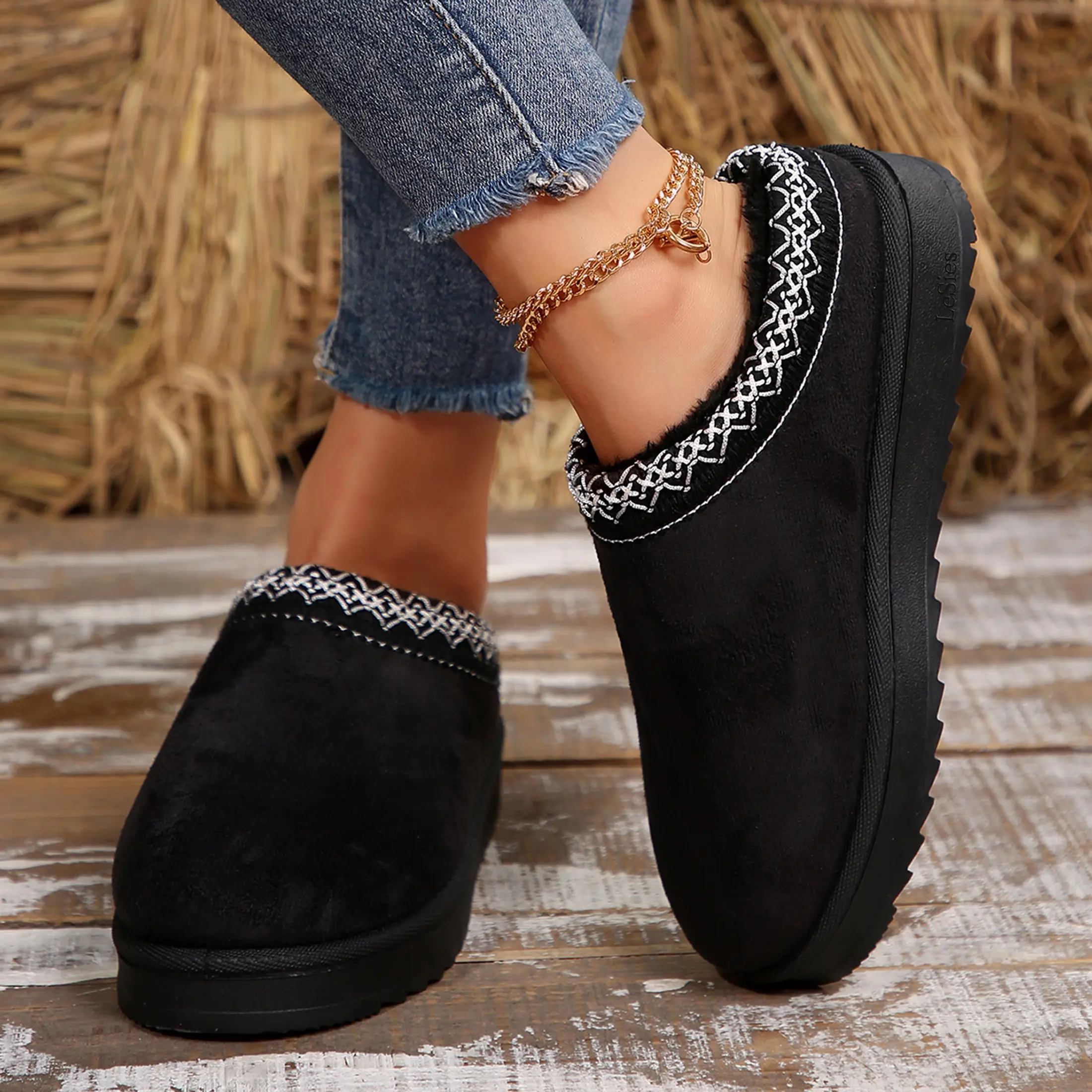 Women's Slippers Platform Mini Boots Warm  Antiskid Cozy Water Resistant Winter Snow Boots for House Indoor Outdoor Black