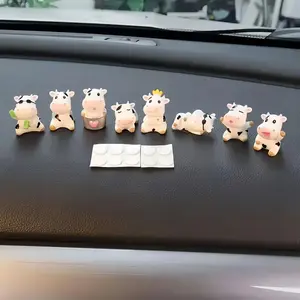 Cute Cow Design Car Ornament, Car Dashboard Decoration, Car Interior Decoration Accessories, Car Interior Decorative, Car Trinkets for Women & Men, Holiday Gift Ideas