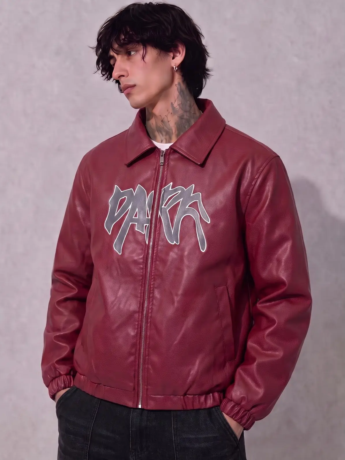 Men's Faux Leather Jacket Oversized Streetwear Bomber Jacket Full Zip Up Collared Coat with Graphic Letter Print, Y2K Vintage Casual Outerwear, Trendy Hip Hop Style Fall Winter Jacket for Daily Wear