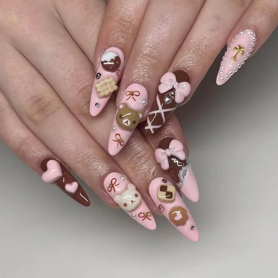 HelenNails - Chocolate Bear Press On Nails | Pink & Brown Candy-Themed Fake Nails | Sweet Teddy Bear Nail Art -HL246