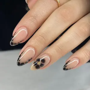 24pcs Almond Shape Nail Tips, Nude Base, Semi-Transparent Tortoiseshell French Edge, Elegant and Chic, Short Nails, Single Item Pack