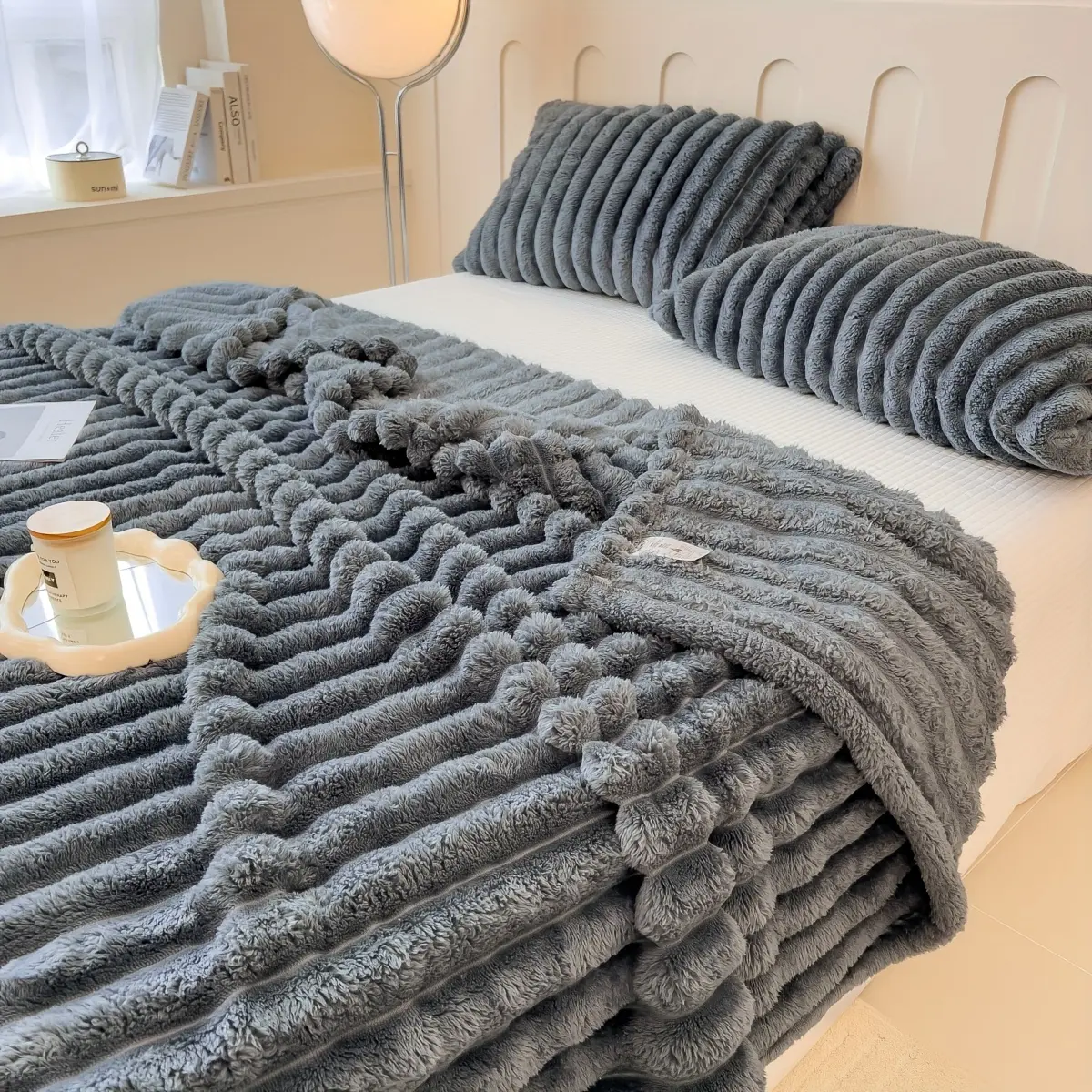 【Summer Sale Deals】Fleece Throw Blanket, 300 GSM Super Soft Blanket, 3D Stripe Texture Fluffy Blanket, Lightweight Blanket for Couch, Sofa, Bed, Living Room, Office, Dorm,Home Decor, All Seasons, Decorative, Gift Idea