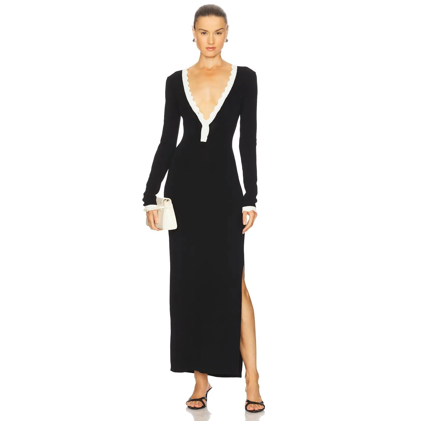 SEVEN WONDERS Milenia Sleeved Maxi Dress in Black