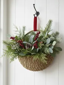 Natural Seagrass Basket for Wall Decor Versatile Greenery for Living Room Bedroom or Office Easy to Use and Enhances Any Room's Aesthetic