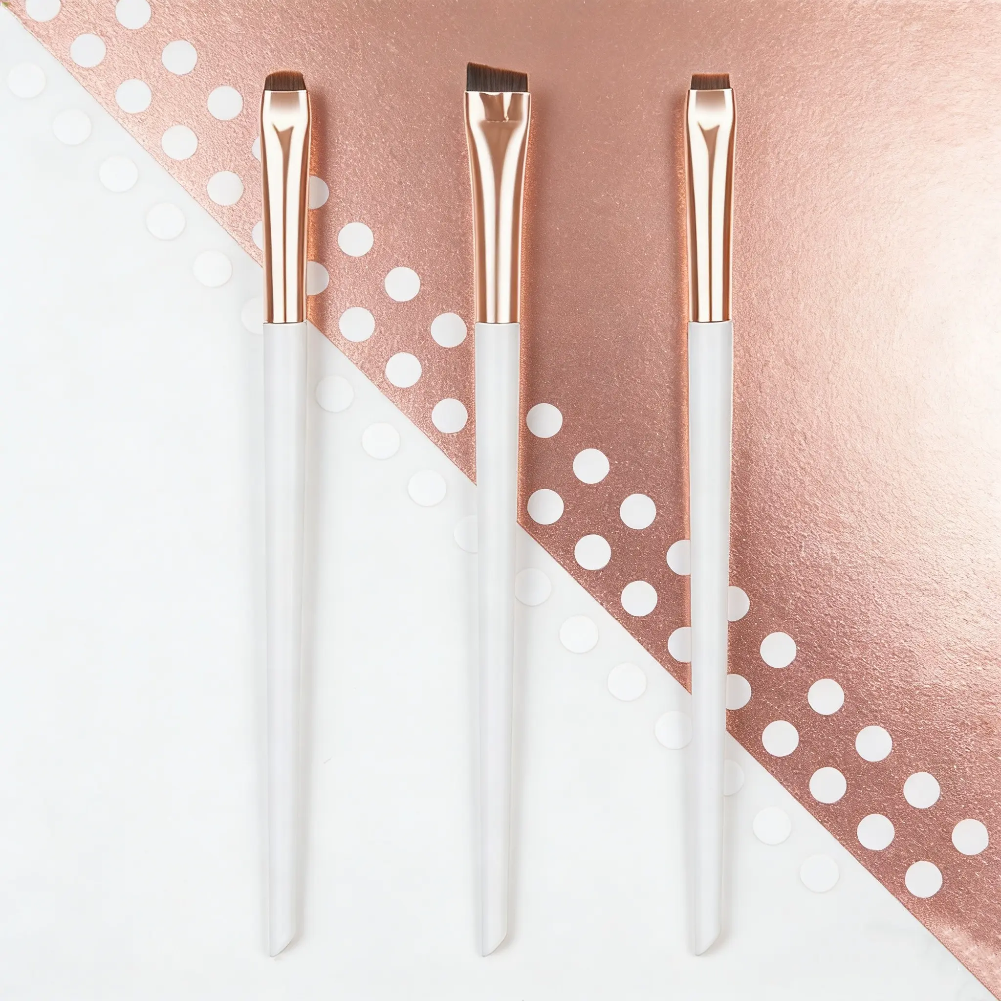 3pcs Eyeliner Brush Angled Eyebrow Brush Thin Blade Eye Brush Brow Filling Shaping Makeup Brush Extra Thin Precise Brush Head Angled Blade Design Easily Draw Eyeliner Fill and Shape Brows Beginner Friendly Clean Lines Cosmetic Brushes