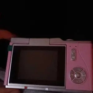 Foldable-Screen Student Camera, Retro CCD Camera, Entry-Level Beginner Digital Camera with 1080P Resolution, Games & Filter Functions, Pocket Camera Includes Storage Bag & 32GB Memory Card #TOP PICKS