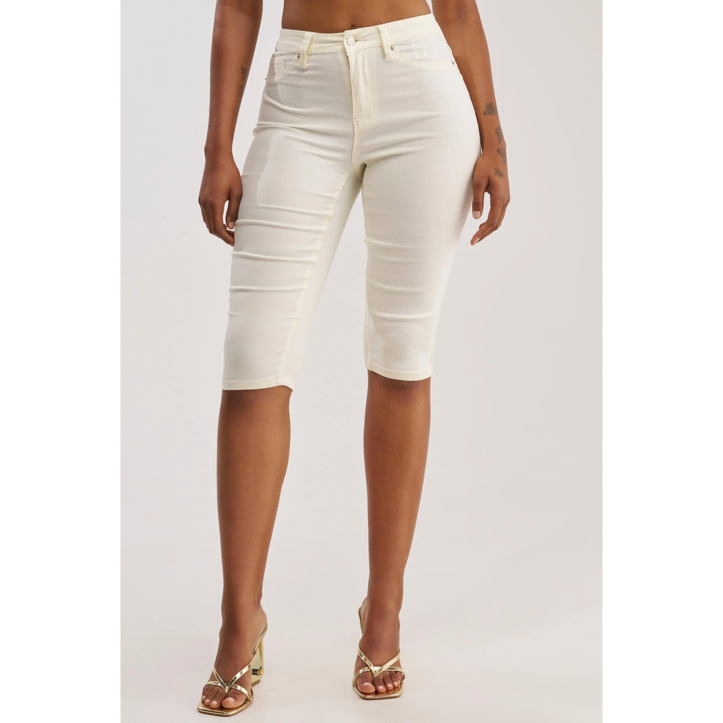 DENIM MUSE CAPRI IN WHITE