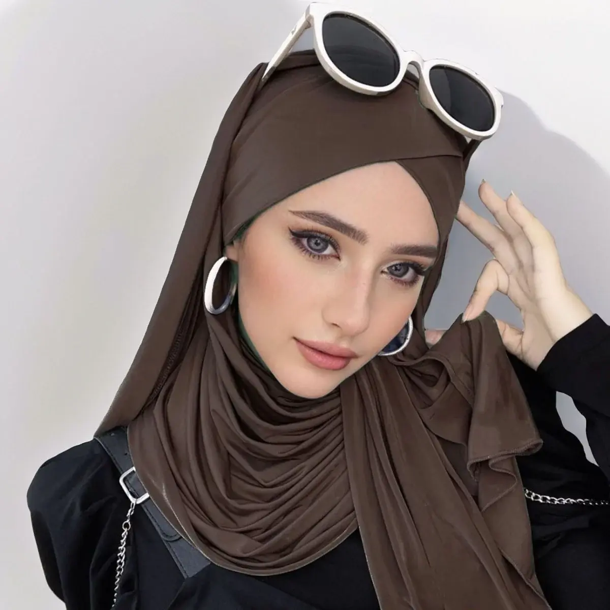 NisaModest Women's Solid Crinkle Stretchable Hijab - Single-Layer, Cross-Style Draping Head Scarf, Cross-Stretch Fashion Accessory for Modest Wear, Modesty Hijab, Muslim Headscarf Cover, Scarf Style, Cross‑Stretch Fit