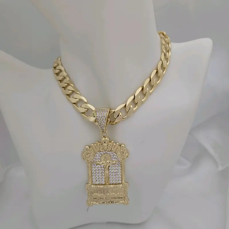 Gold Plated Chain 226 & Dije 454 gold plated unisex 10mm de grosor