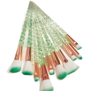 Makeup Brush Set with Soft Brushes, Includes Multiple Types of Brushes in Various Colors