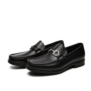 Classic style horse stud leather business casual shoes - one-piece genuine leather trendy men's shoes, Mocasin shoes, office loafers