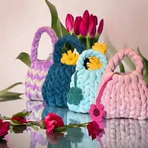 Chunky Twist Pouch
