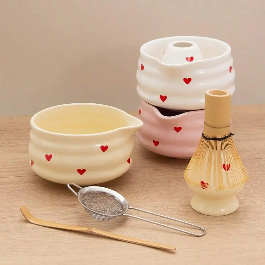5-Piece Heart-Shaped Matcha Set, Ceramic Matcha Bowl Set, Matcha Kit Set, Matcha Tea Set, Matcha Bowl Spout, Matcha Whisk, Three Colors Available, Perfect Christmas Gift or Mother's Day Present
