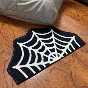 Spider Web Pattern Carpet, 1 Count Non-slip Soft Plush Floor Mat, Creative Washable Decorative Area Rug for Home Living Room Bedroom Bathroom