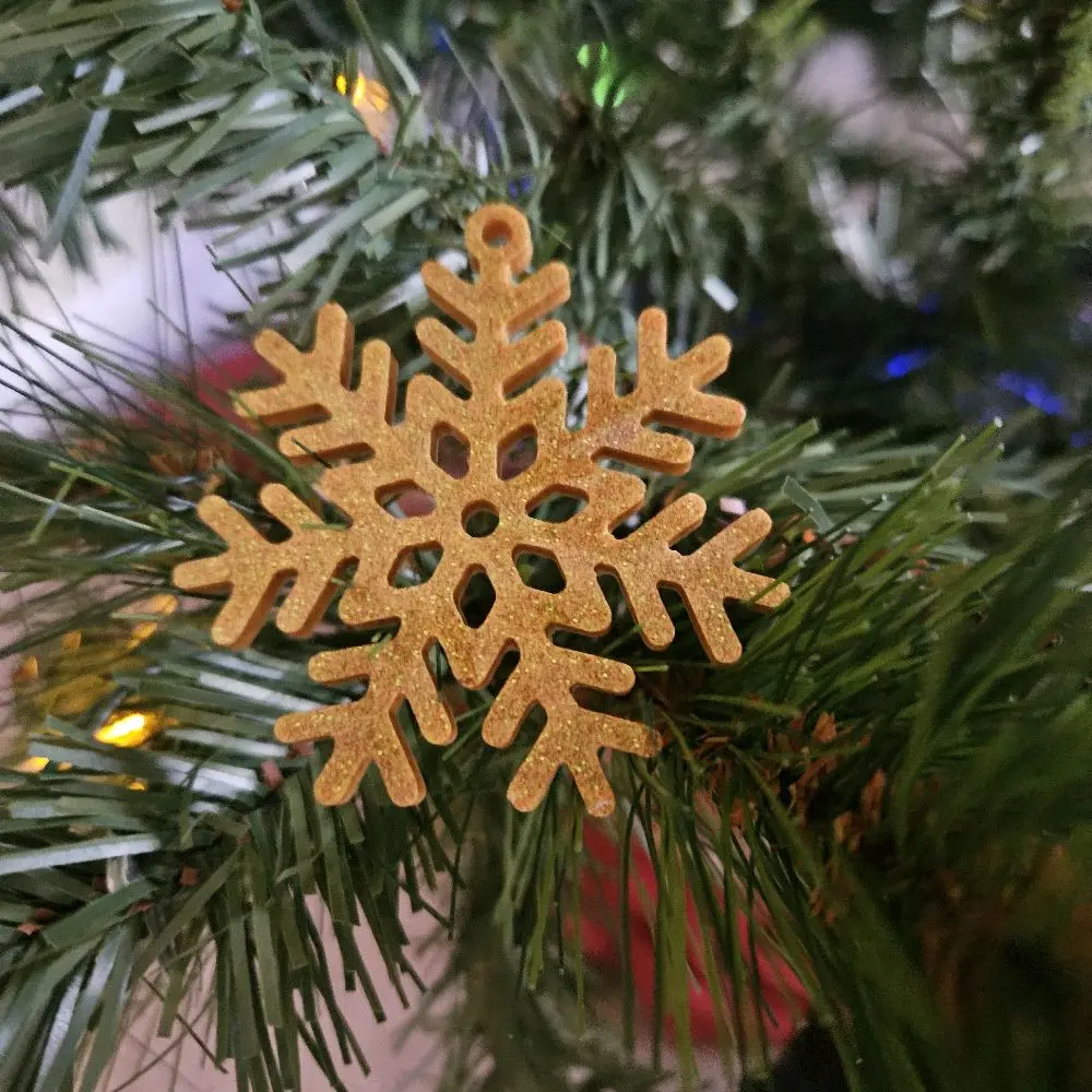 Epoxy Snowflake Christmas Ornament Set of 6 - Festive Decor for Holiday Celebrations