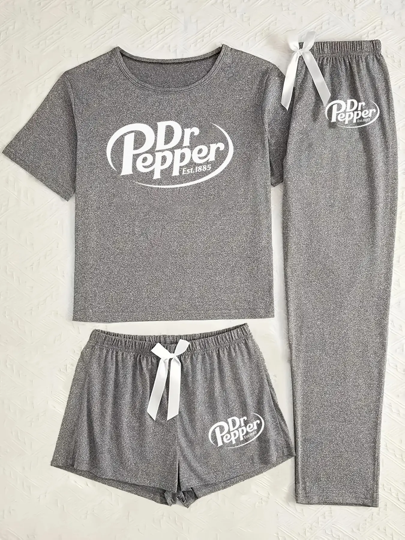 Women's 3-Piece Sleepwear Set with Pepper Doctor Logo Print, Casual Cartoon Design Fitted Pajama Set, Comfortable Loungewear, Cozy Matching Sleepwear for All Seasons