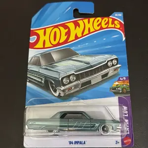 Hotwheels '64 Impala 1:64 Scale Model Toy Car Classic Muscle Car Design Collectible Diecast Toy for Kids