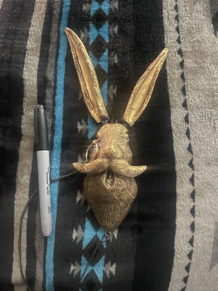 Item: Rabbit Head $9.09