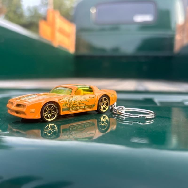 1977 Pontiac Firebird Keychain