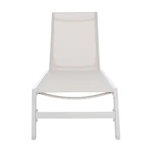 Safavieh Fionne Sunlounger