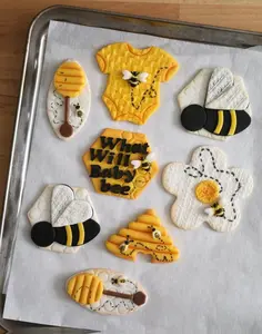 What Will Baby Bee (Gender Reveal) Fondant Toppers