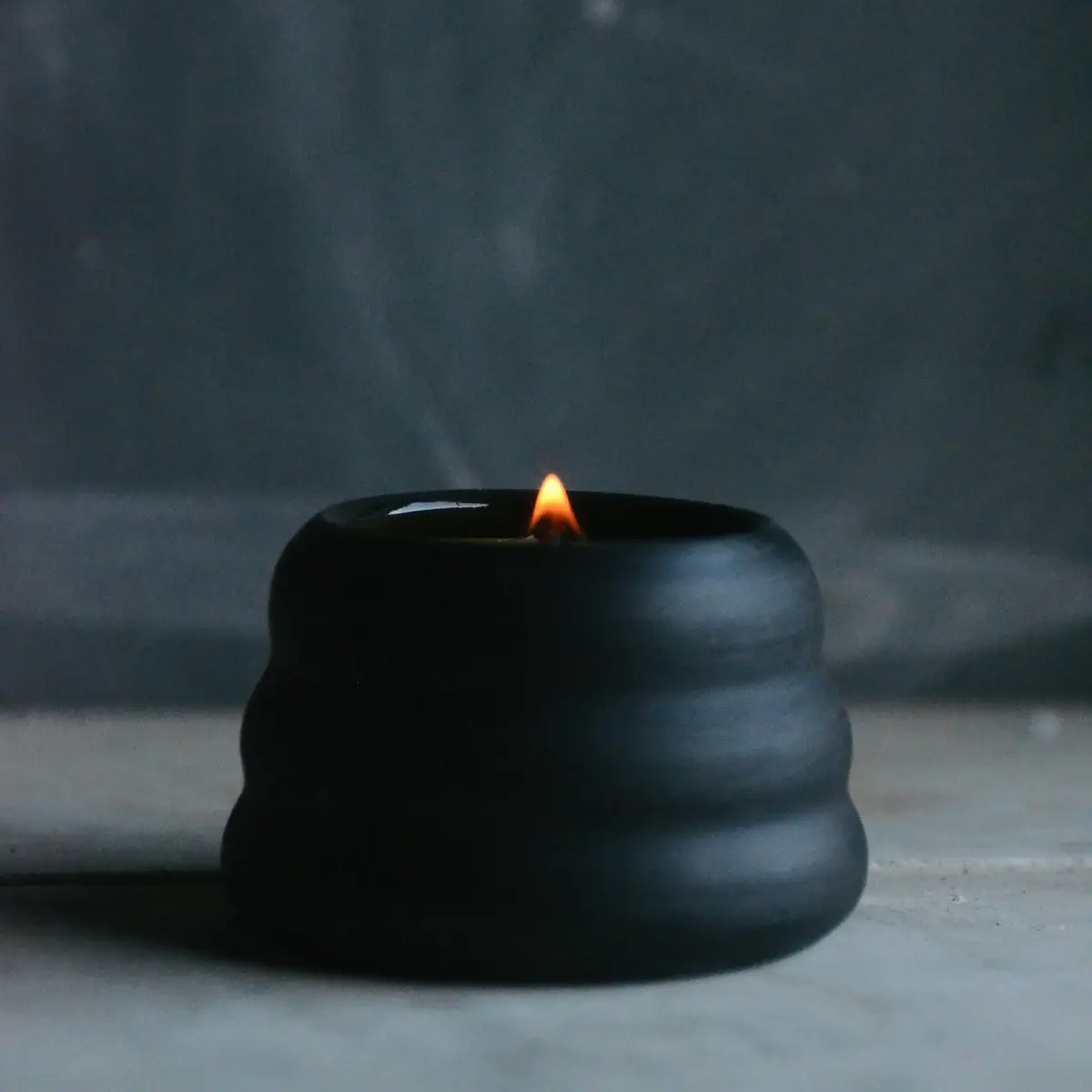 Beeswax and Tallow Candle with Wooden Wick