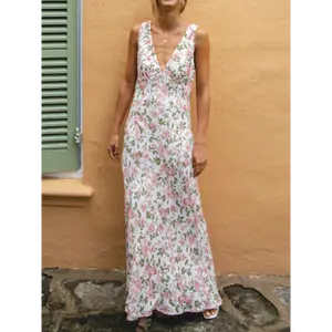 Women's Sleeveless Floral Maxi Dress - V-Neck, Open Back, Lightweight Summer Dress with Red and Pink Flowers on White Fabric, Casual Style for All Seasons, Cute Dresses
