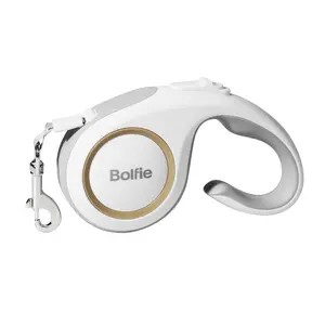 Retractable Dog Leash – No More Pulling, Perfect for Walks