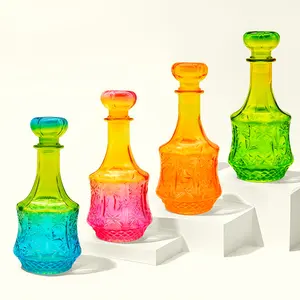 Whiskey Decanter for Liquor, Scotch Whisky, Bourbon, Wine, Sunflower Cut Design, 750ML Capacity, Ideal for Home Bar Use