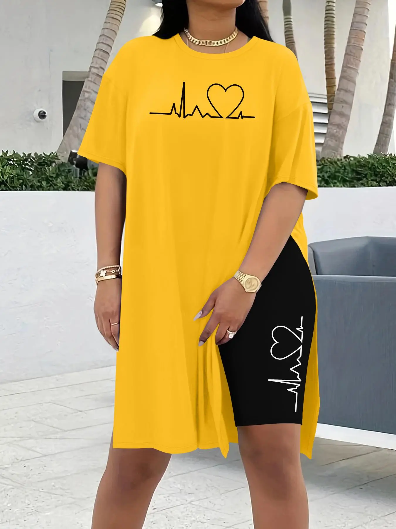 Two-Piece Set Women's Heartbeat Print Tee & Shorts, Casual Short Sleeve T-Shirt & Skinny Shorts, Ladies Summer Clothes, Womenswear