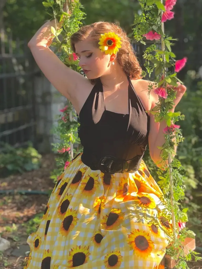 RETRO STAGE Women's 1950s Sleeveless Halter Neck Sunflower Print Plaid Swing Dress - Casual Boho Chic Lady Dress - TikTok Shop RETRO STAGE Women's 1950s Sleeveless Halter Neck Sunflower Print Plaid Swing Dress - Casual Boho Chic Lady Dress - TikTok Shop