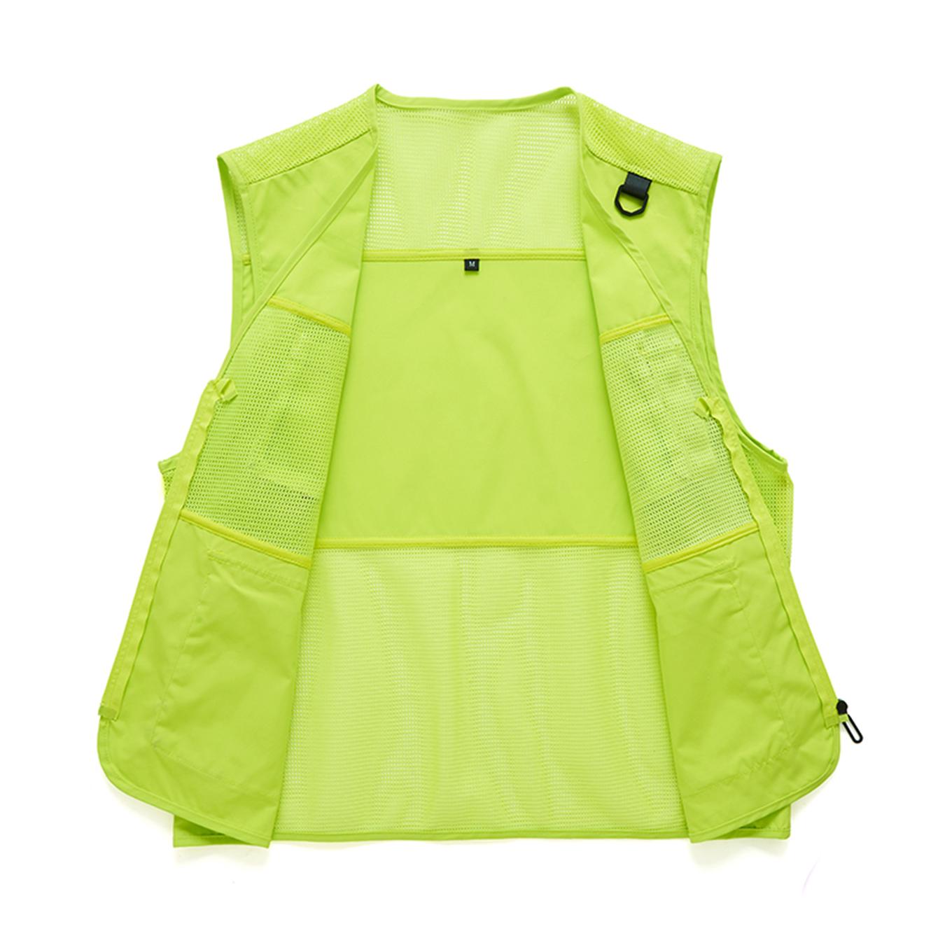 Versatile Mesh-Lined Utility Vest for Men Durable Quick-Drying Ideal for Outdoor Activities Menswear Tops