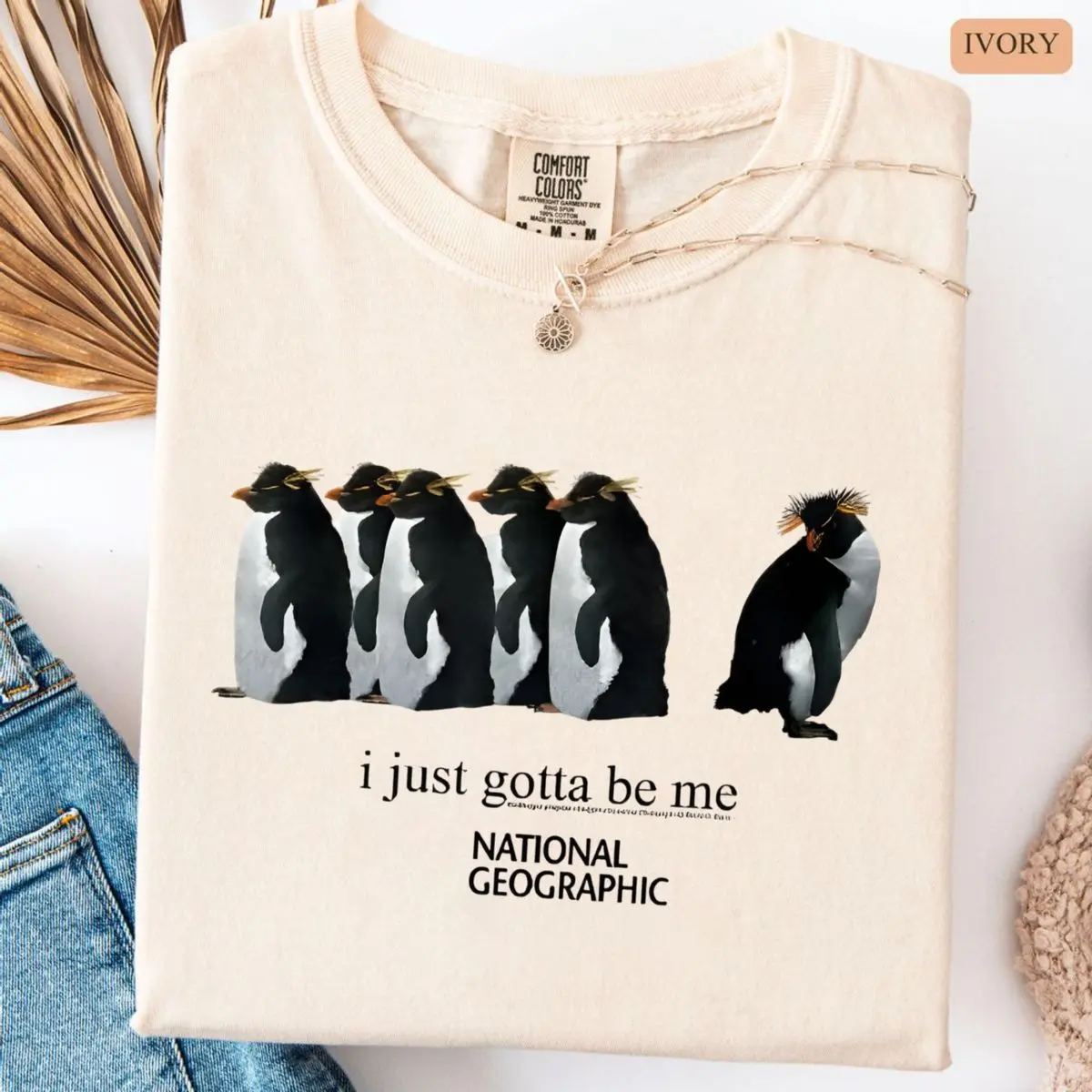 Comfort Colors I Just Gotta Be Me Penguins Unisex T Shirt, National Geographic Penguin Graphic Tee, Soft Cotton Vintage Wildlife Shirt, Unisex Short Sleeve Tee, Casual Clothing