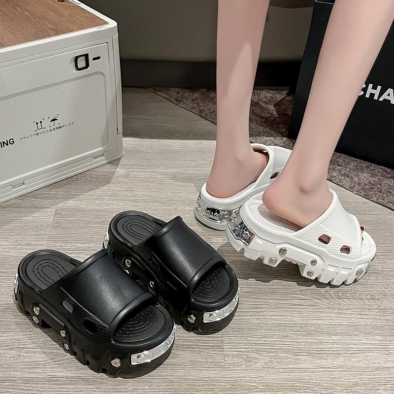 Women's Chunky Platform Casual Shoes Collection – 6 Styles in Black & White