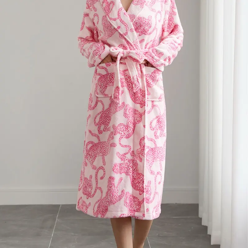 Women's Plush Flannel Robe, Loungewear Cozy Soft Bathrobe, Womenswear, Leopard Print, Soft Fabric, Long Sleeve V Neck, Warm Home Wear, Loungewear, Nightwear, Casual Outdoor Use
