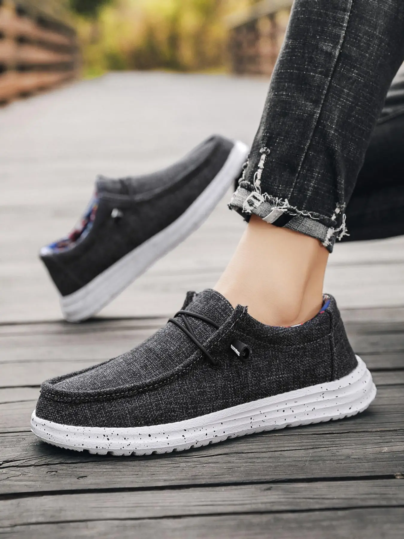 Men's Casual Canvas Shoes, Lace Up Solid Color Slip-on Flat Comfortable Boat Shoes ( The Size Runs Small, Please Order One Size Up)