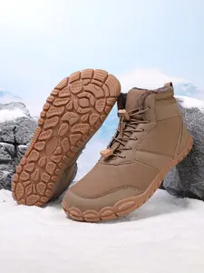 1 pair of men's snow boots, winter style. They have a fleece - lined interior, which can keep warm and protect against the cold. These are outdoor shoes with a non - slip and wear - resistant rubber sole. They are also cotton shoes.