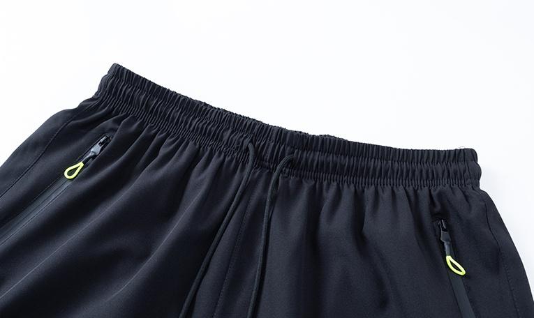 Men’s summer quick-dry athletic shorts, elastic waistband drawstring running shorts, zippered pockets, casual comfortable style, fashionable versatile solid color minimalist design