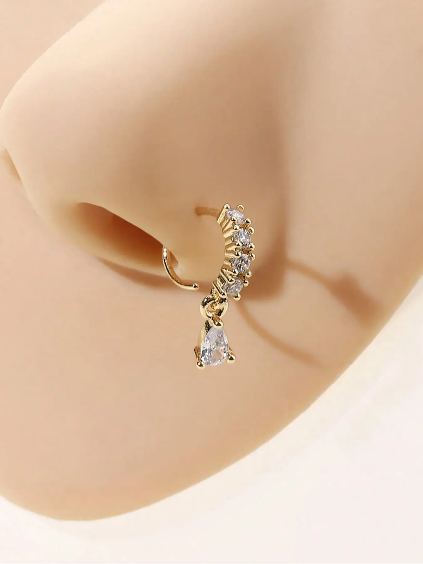 Unisex Brass Oxide Zircon Spiral Nose Ring, Punk Body Jewelry Gift, Fashion Ear Piercing Accessory, Suitable for Any Occasion