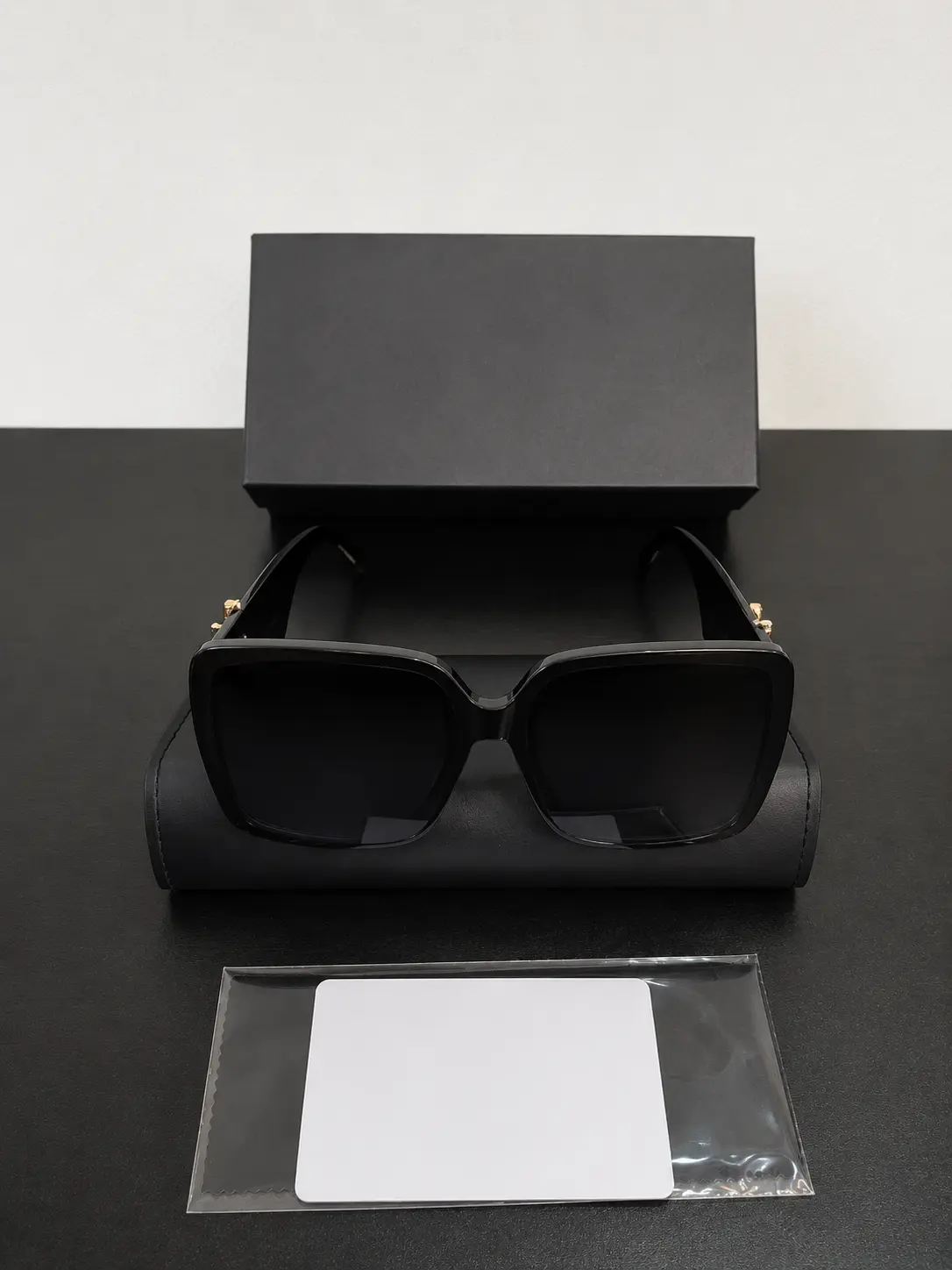 Unisex Luxury Eyewear - Sunglasses Luxury Designer Sunglasses